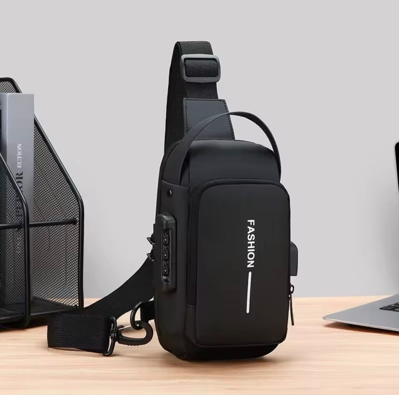 Antidiefstal Rugzak met USB-oplaadpoort | Waterafstotend & Veilig