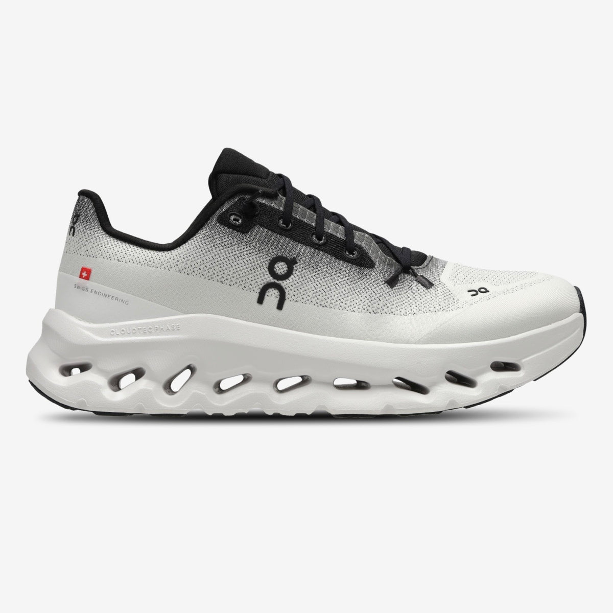 On CLOUDTlLT sneakers