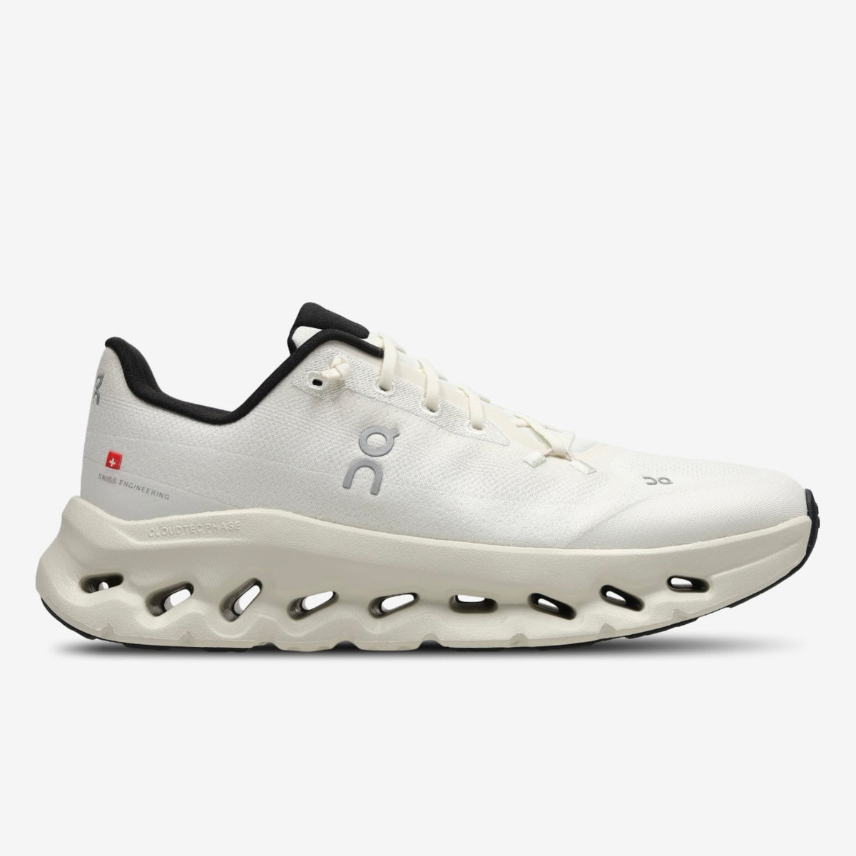 On CLOUDTlLT sneakers